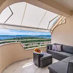 Luxury Queens Apartamento