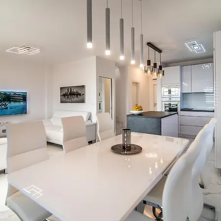 Lägenhet Luxury Queens