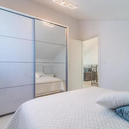 Luxury Queens Lägenhet *