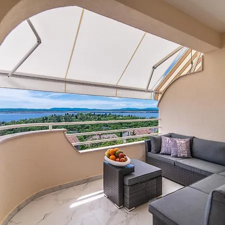 Luxury Queens Lägenhet