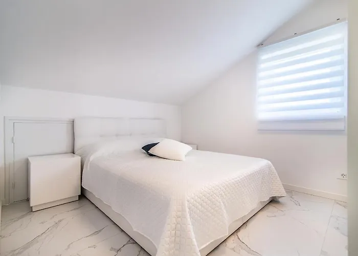 Luxury Queens Apartmán Dramalj