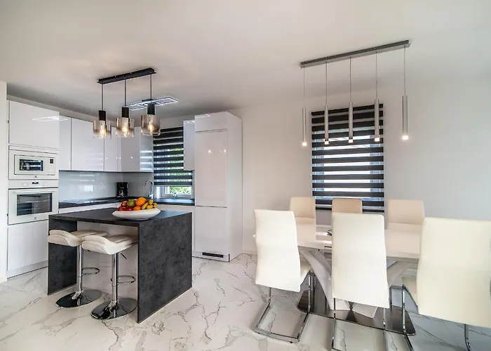 Luxury Queens Apartmán Dramalj